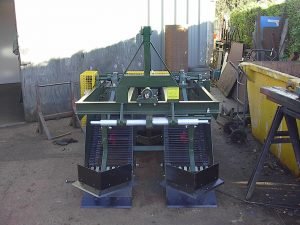 Bulb & potato Harvester Machinery